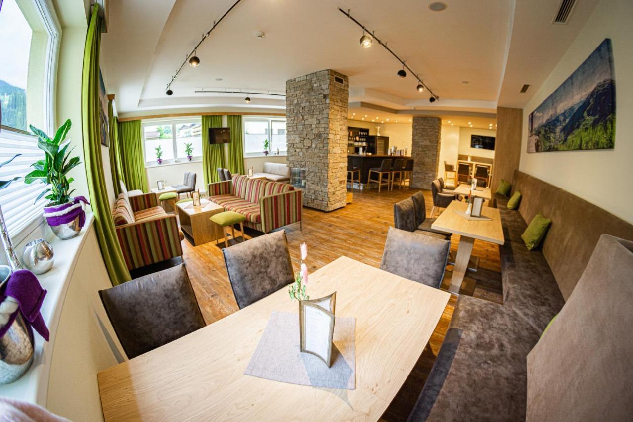 Hotel Alpina Saalbach-Hinterglemm Extérieur photo