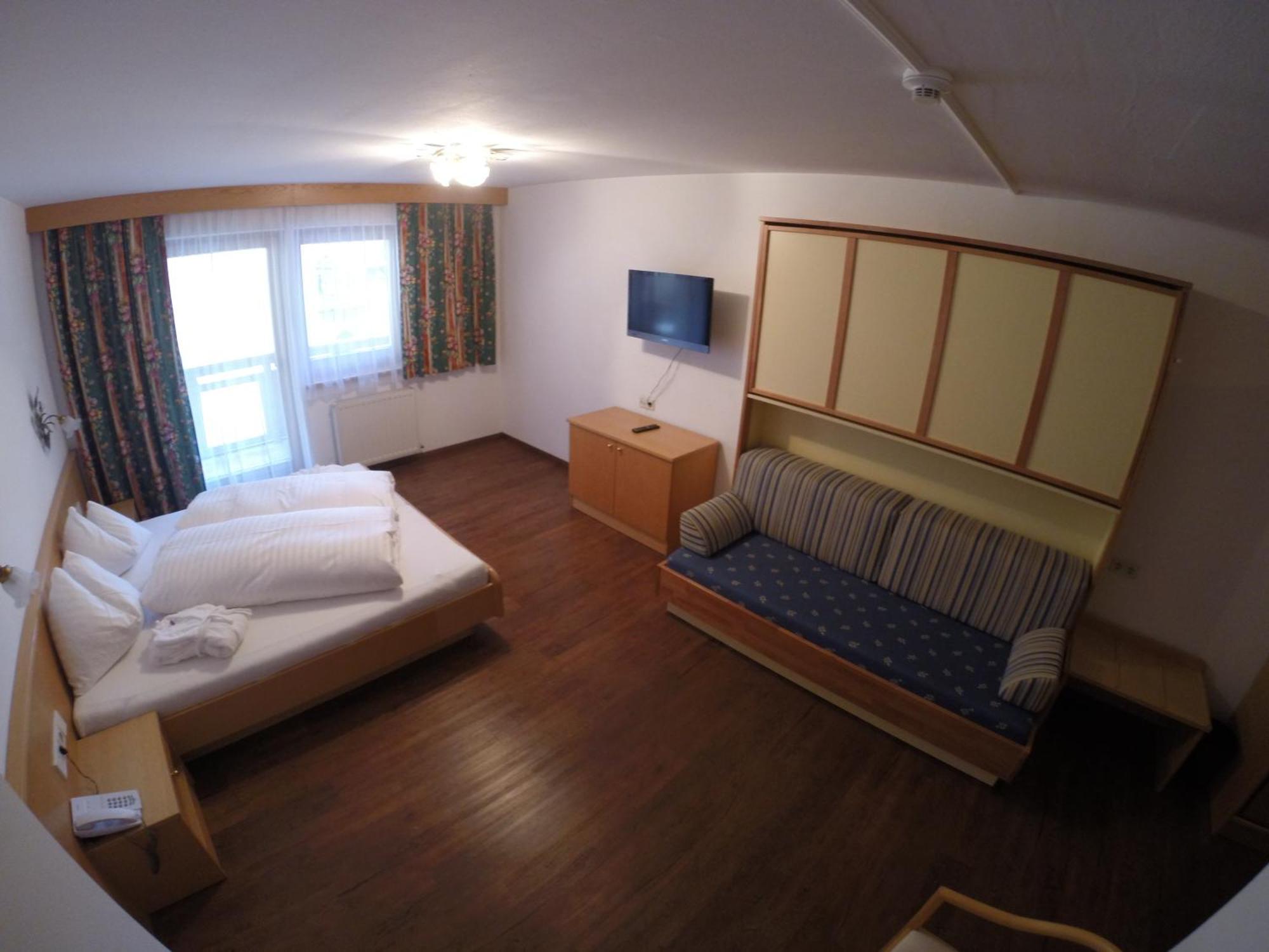 Hotel Alpina Saalbach-Hinterglemm Chambre photo